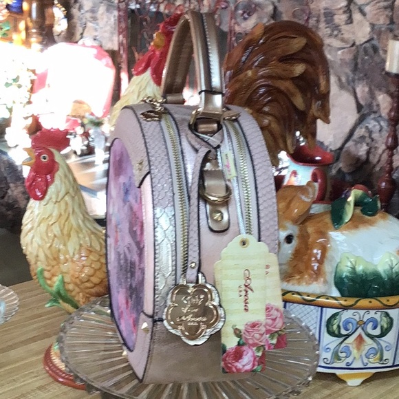 Cross body bag, beautiful design, New❤️ - Picture 2 of 8